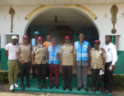 DSCN4457 FRSC UNIT COMMANDER VISITS DEIN OF AGBOR, BEGS FOR GOVERNMENT’S ASSISTANCE